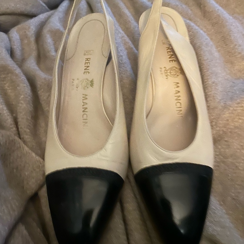 SOLD Rene Mancini of Paris, made in Italy, sling back classic.